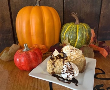Don’t miss out on @katys_kravings Pumpkin Cheesecake. Only available for a little while longer.