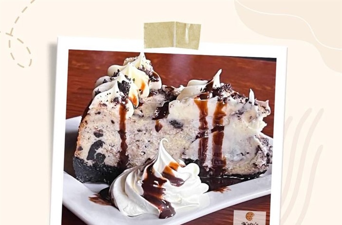 Happy National Oreo Cookie Day!

Why not celebrate with one of our Oreo Cookie Cheesecakes made by Katy's Kravings ! 

Open at 3pm today! 

thefvi.com
585-388-0112