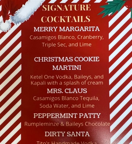 🍷🎄 Sip into the season!
