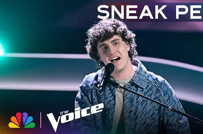 Artist Nails High Notes in One-of-a-Kind "Bennie and the Jets" Cover | Voice Blind Auditions | NBC
